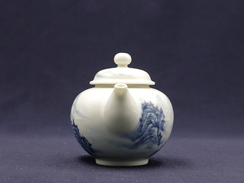 84번 청화 수묵담채산수화문 (2).JPG