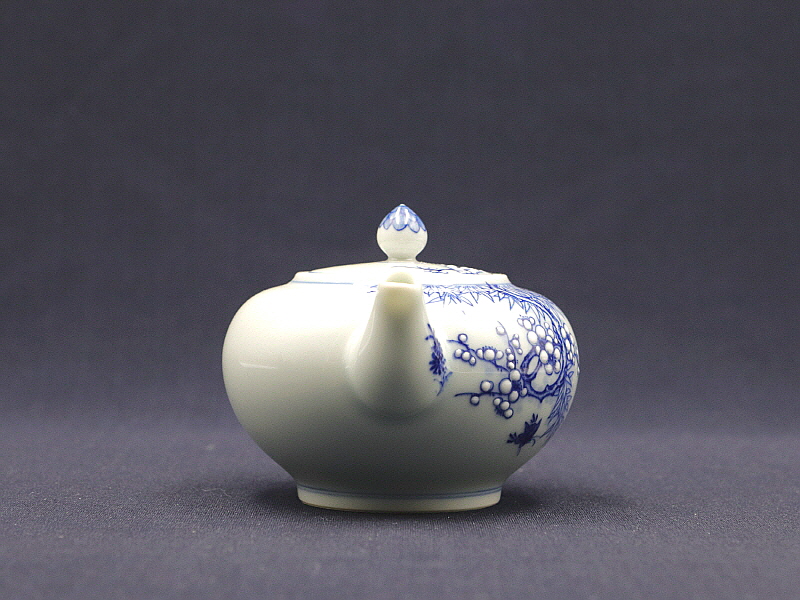 20. 청화 매죽조문