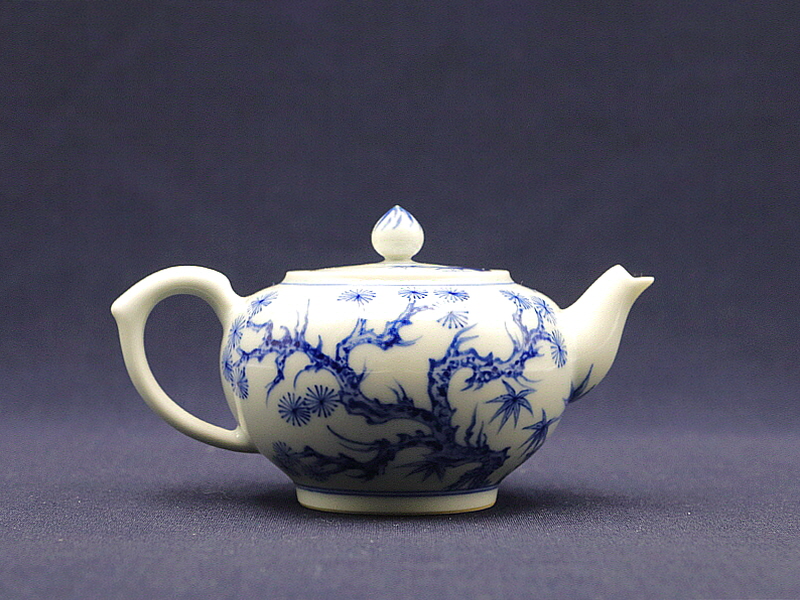 22. 청화 한삼우도문