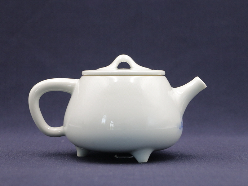 33. 청화 로안도문