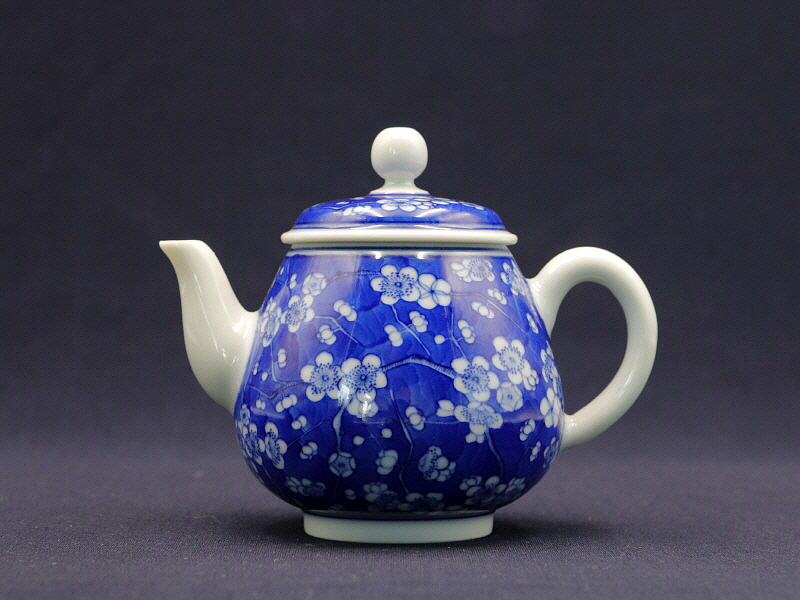 38. 청화 수류화개문