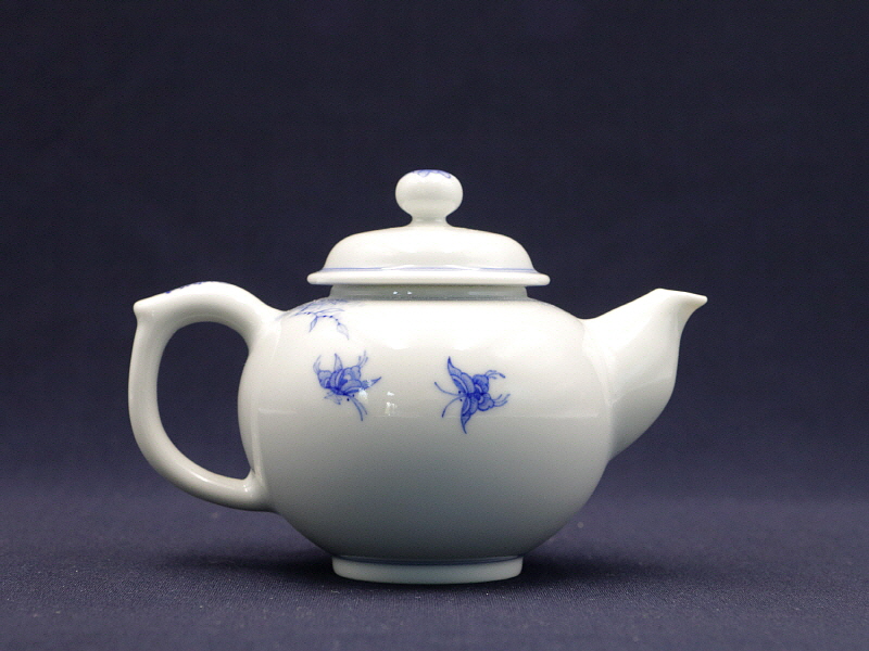 43. 청화 매죽조문