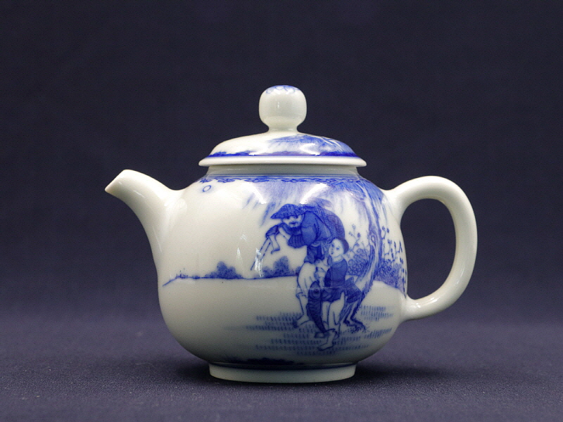 46. 청화 월화귀례문