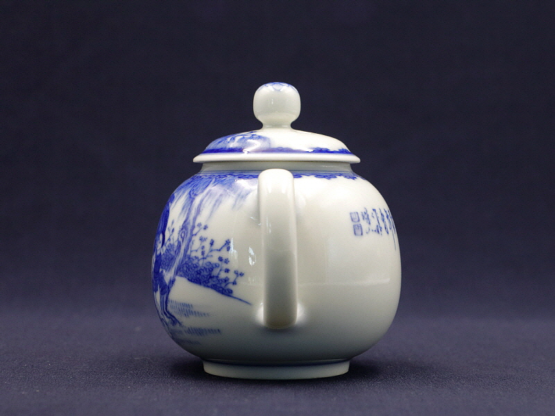 46. 청화 월화귀례문