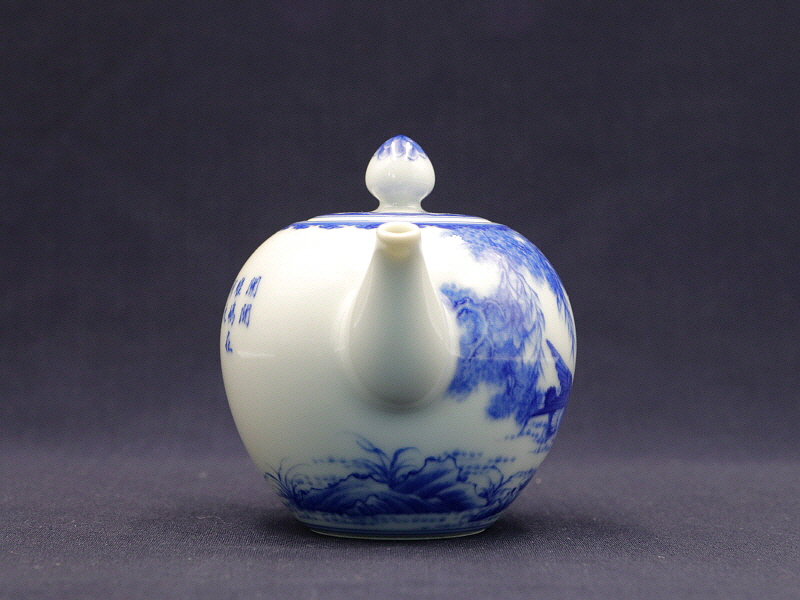 57. 청화 춘수강문