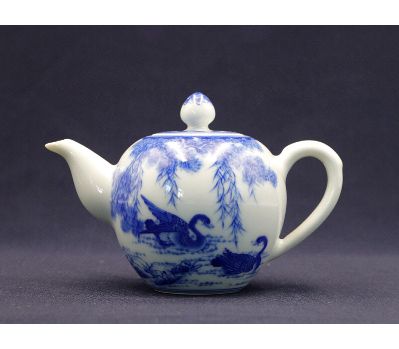 57. 청화 춘수강문