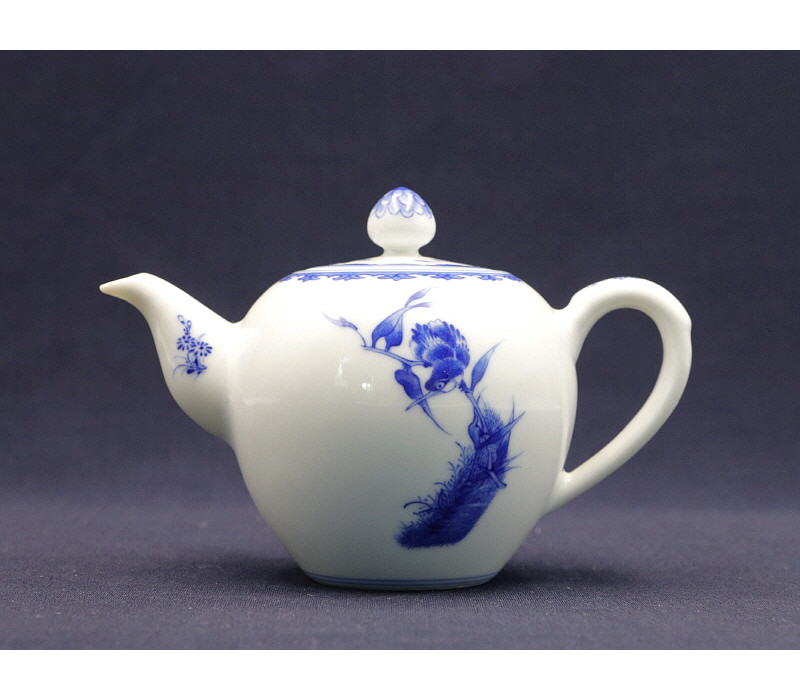 59. 청화 단취문