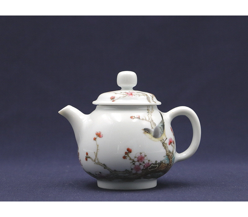 23. 분채 매조죽문