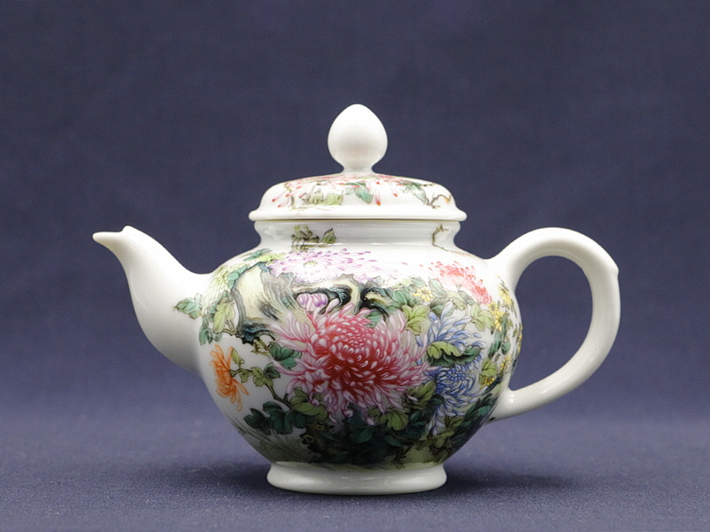 25. 법랑채 석국도문