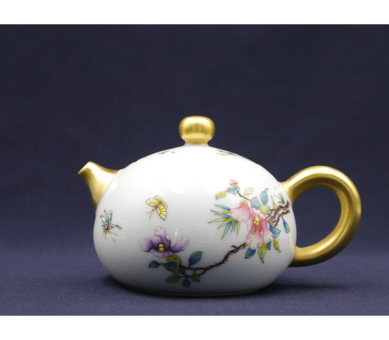 28. 법랑채 해당화접문