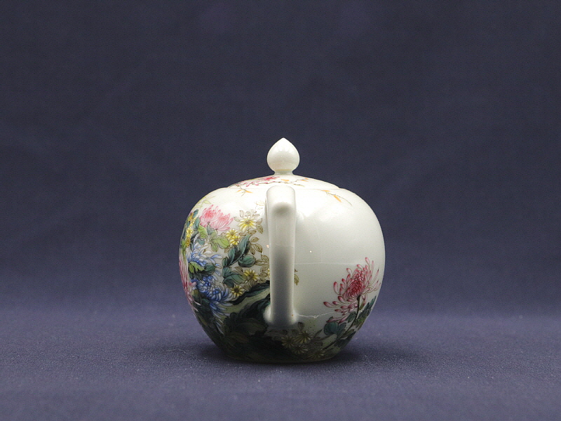 33. 법랑채 석국도문