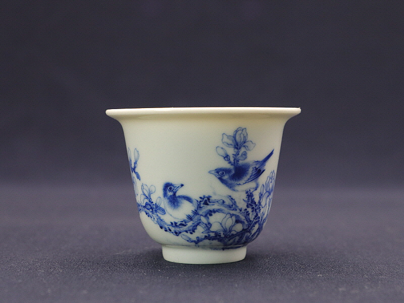 24. 청화 황리 옥란조문