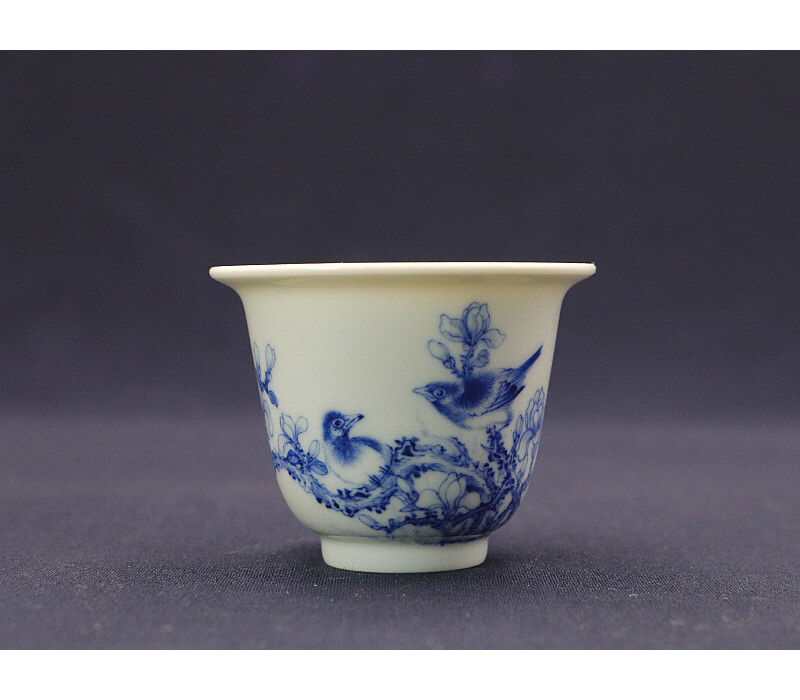 24. 청화 황리 옥란조문