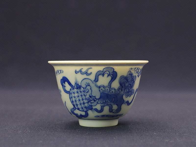 29. 청화 사자희구문