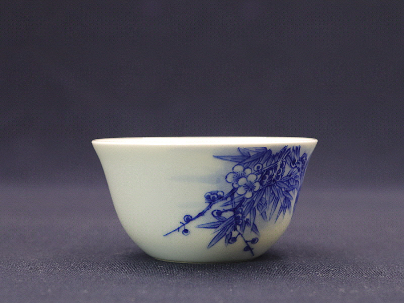 35. 청화 매죽조문