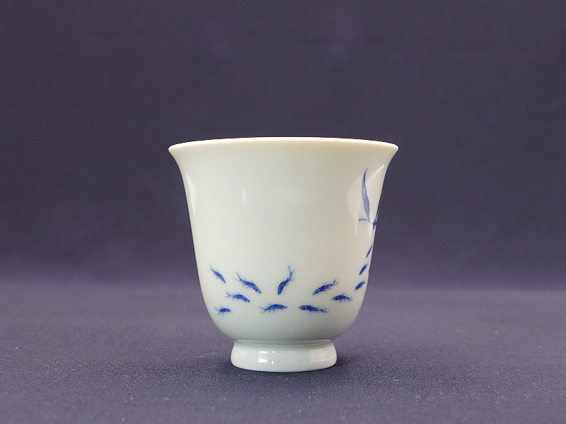 47. 청화 단취문주인배