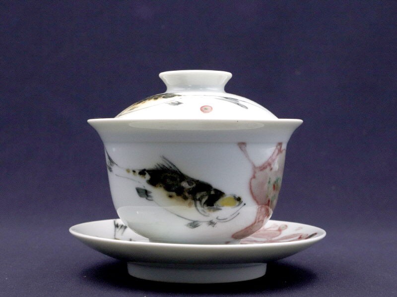 3. 청화유리홍 궐어연문