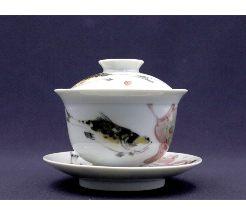 3. 청화유리홍 궐어연문