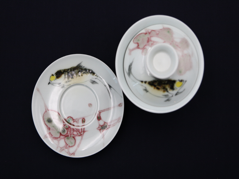 4. 청화유리홍 궐어연문