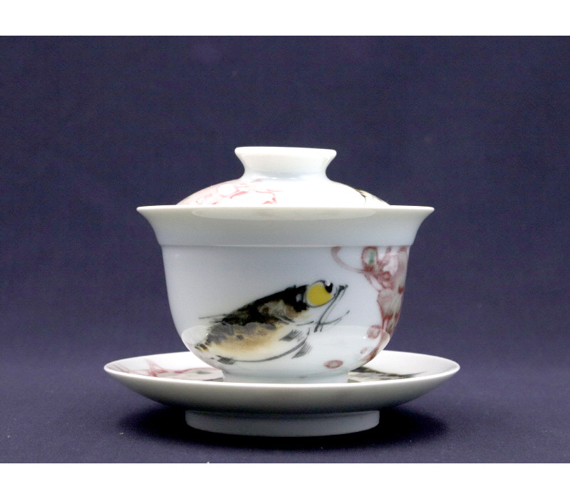 4. 청화유리홍 궐어연문