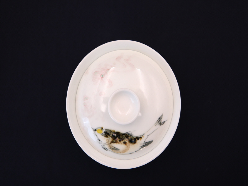 35. 청화유리홍 궐어연문