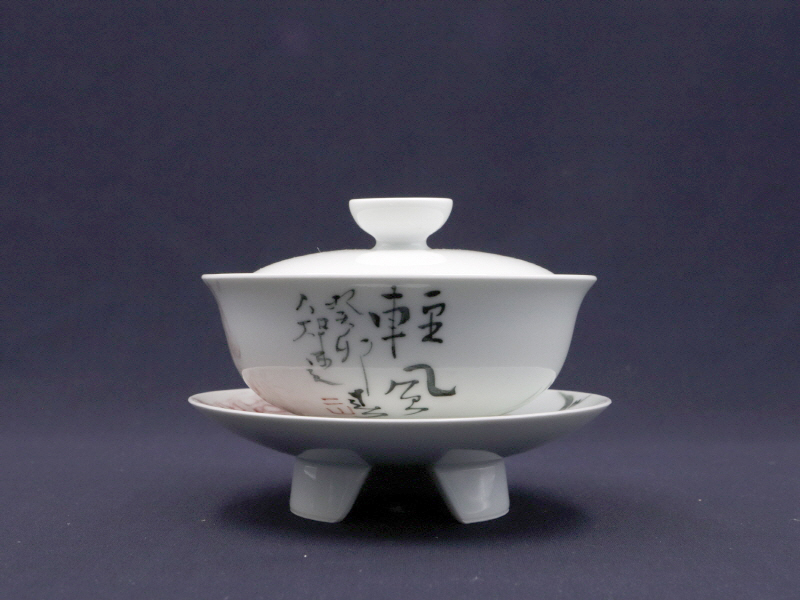 36. 청화유리홍 궐어연문