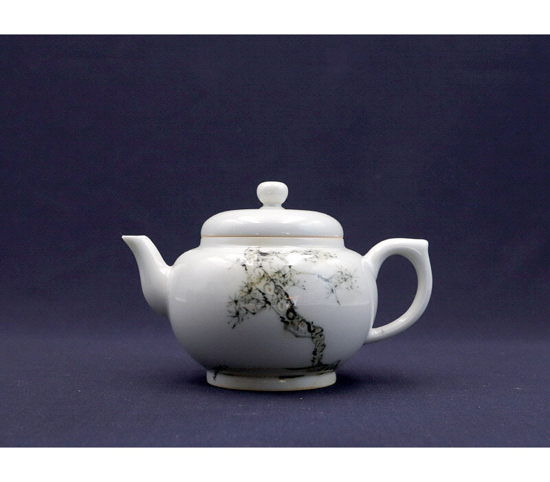 6. 청화유리홍 락은문