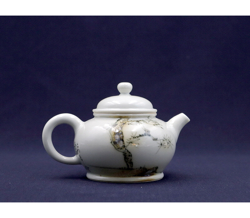 11. 청화유리홍 락은문