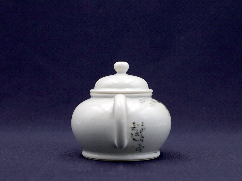 13.청화유리홍 락은문