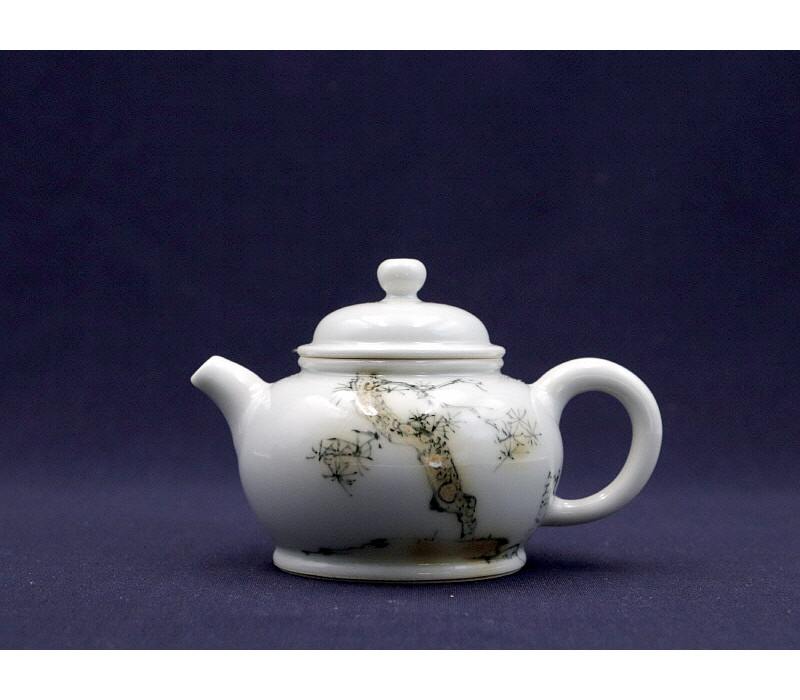 16. 청화유리홍 락은문