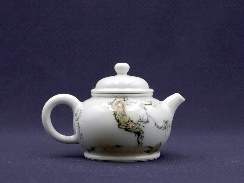 18. 청화유리홍 락은문