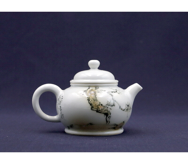 18. 청화유리홍 락은문