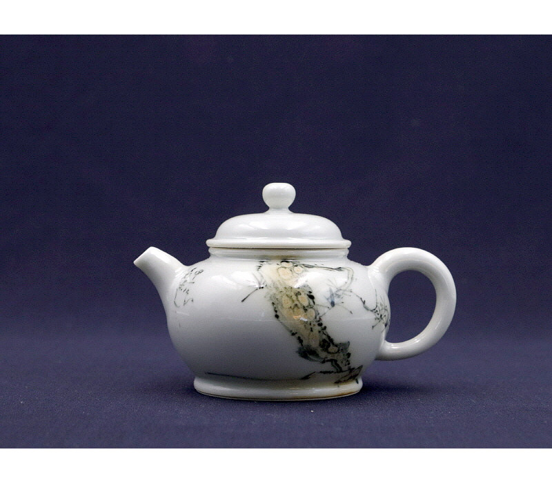 19. 청화유리홍 락은문