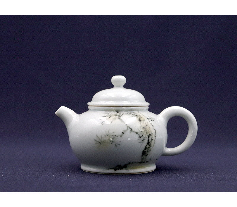 34. 청화유리홍 락은문