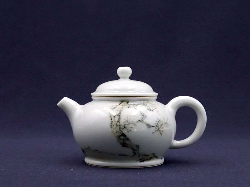 36. 청화유리홍 락은문