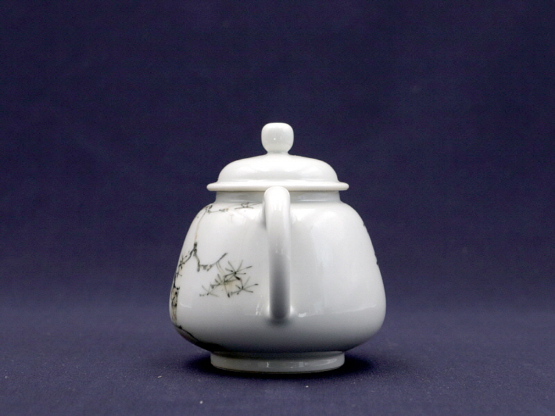 39. 청화유리홍 락은문