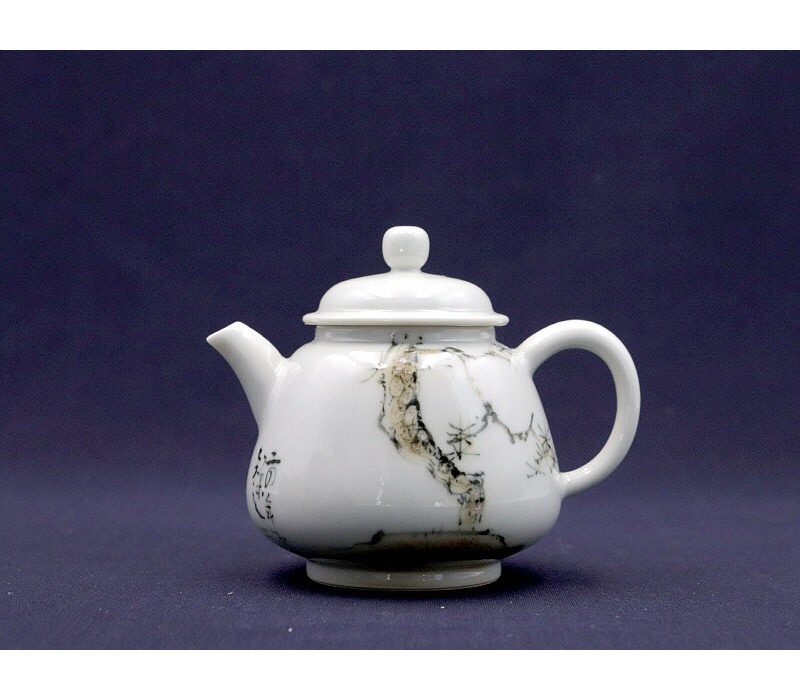 39. 청화유리홍 락은문