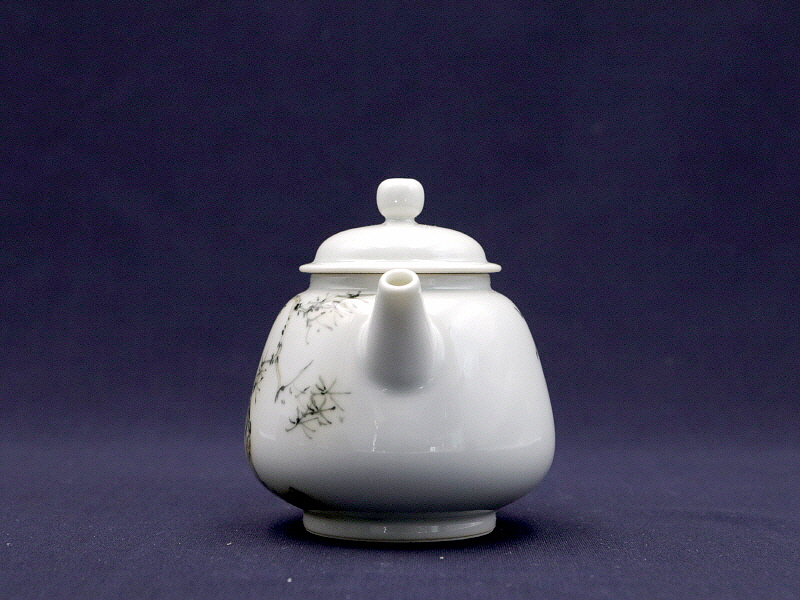 47. 청화유리홍 락은문