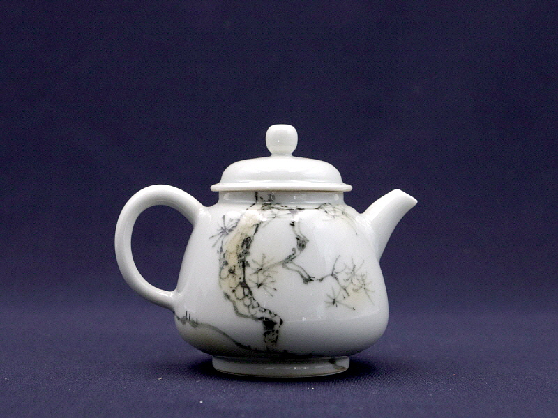 51. 청화유리홍 락은문