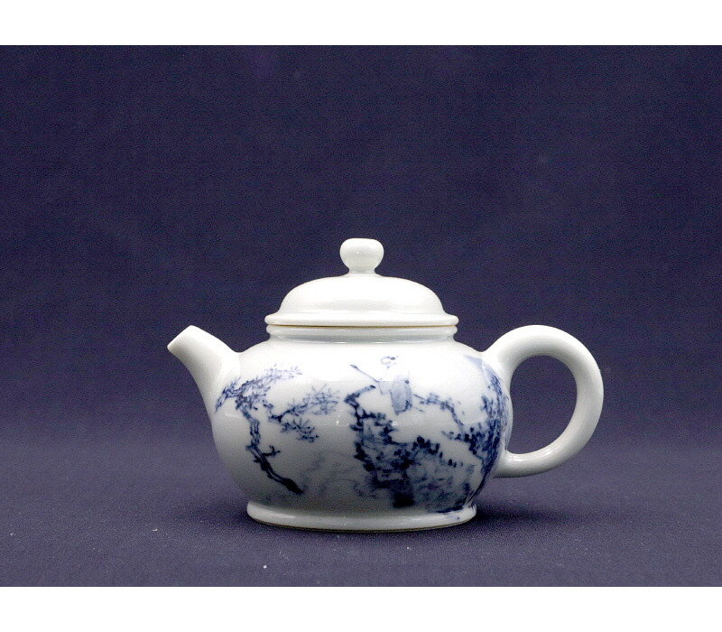 68. 청화유리홍 독락당문