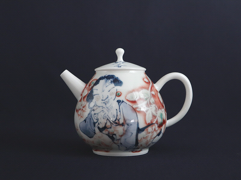 91. 청화유리홍 동자문