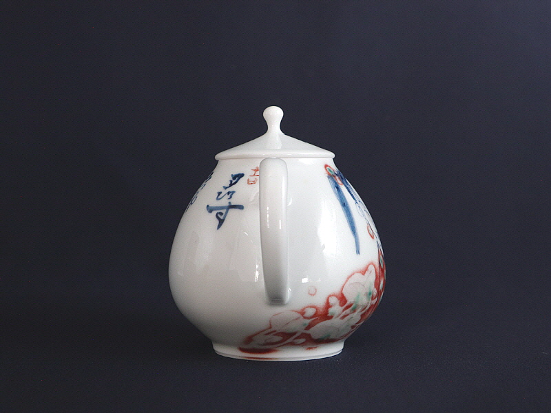 94. 청화유리홍 동자문