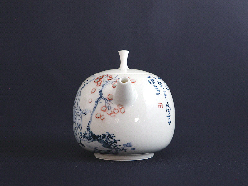 106. 청화유리홍 동자문