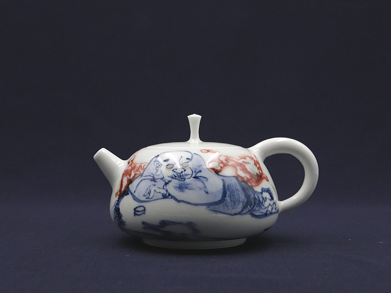 112. 청화유리홍 인물문