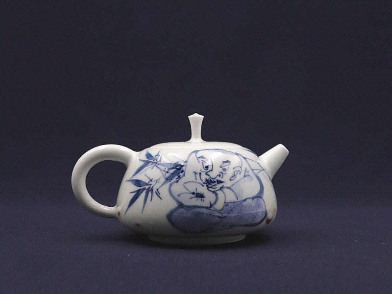 115. 청화유리홍 죽인문