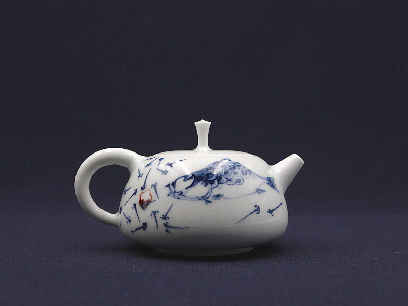 120. 청화유리홍 궐어문