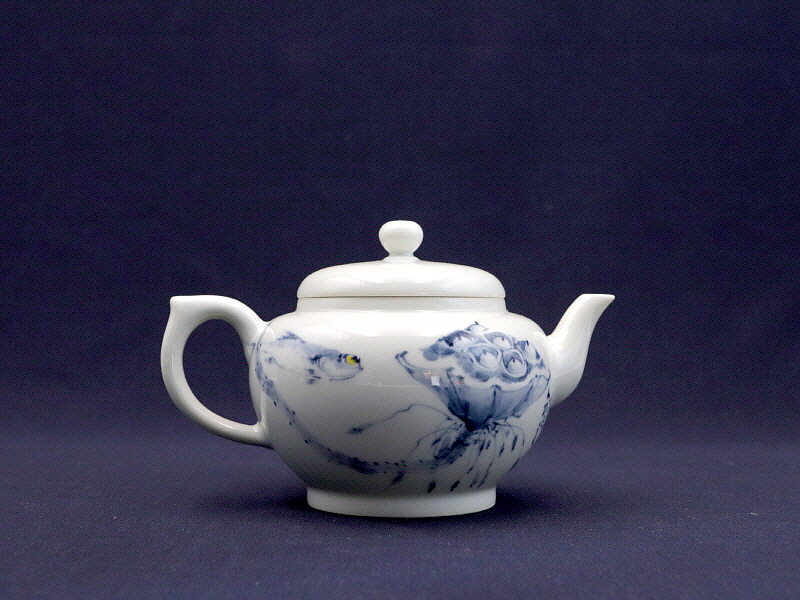 145. 청화 어연문