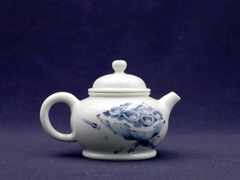 155. 청화 어연문