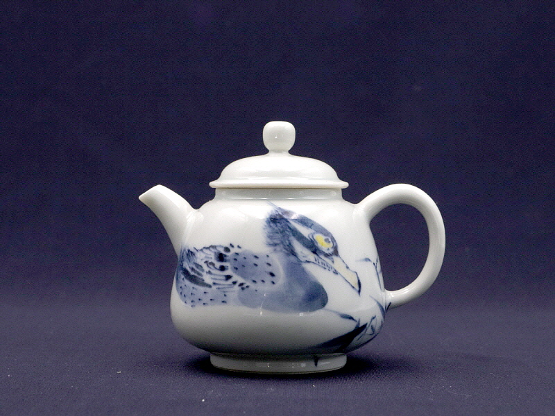 158. 청화유리홍 안압죽문