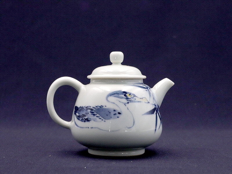 159. 청화유리홍 안압죽문